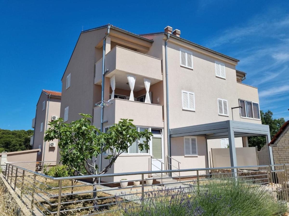 Apartman Marija Biograd Na Moru Buitenkant foto